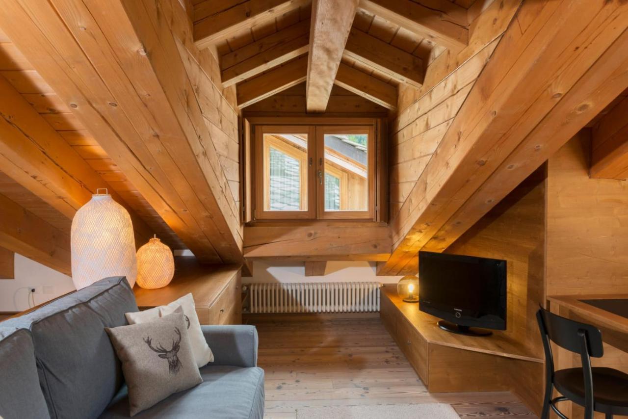 Appartamento Jardin Des Alpes. La Thuile Exterior photo